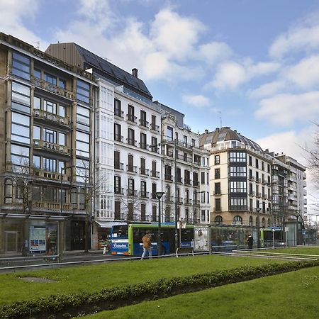 Boulevard 2 Apartment By Feelfree Rentals Сан Себастиан Екстериор снимка